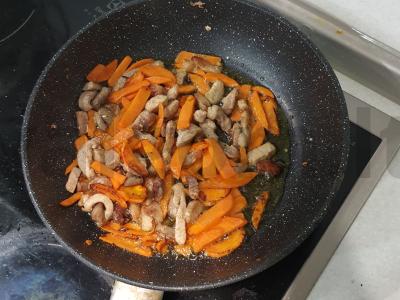 Grikių makaronai su mėsa Žingsnis 3