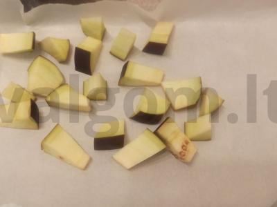 Salotos su baklažanais ir pistacijomis Žingsnis 1