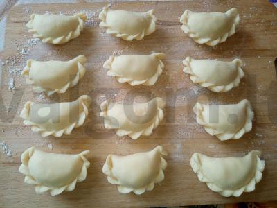 Koldūnai su varške ir vyšniomis Žingsnis 3