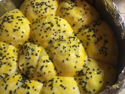 Saldžios bandelės su sviestu ir česnaku Žingsnis 3