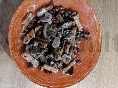 Salotas „Studentiškas“ su pupelėmis ir pievagrybiais Žingsnis 3