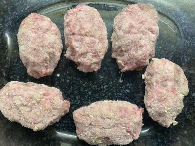 Sultingi kotletai be kiaušinių orkaitėje Žingsnis 6