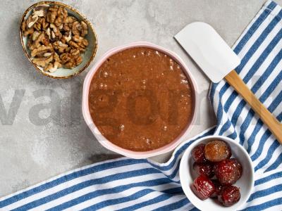 Medu ir riešutais pagaminta pyragaitis Žingsnis 1