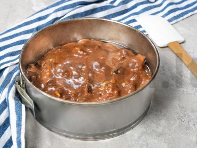 Medu ir riešutais pagaminta pyragaitis Žingsnis 2