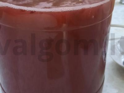 Naudingas spanguolių gėrimas iš šviežių uogų Žingsnis 6