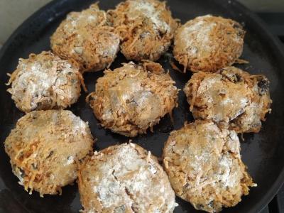 Saldžios morkų kotletai Žingsnis 4