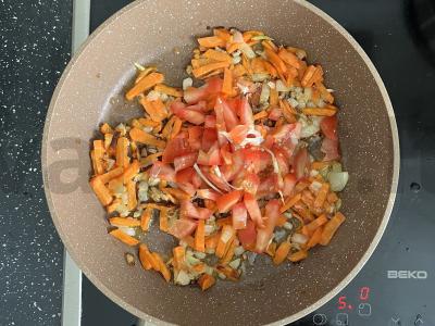 Kopūstų sriuba su baltaisiais pupelėmis ir daržovėmis Žingsnis 4