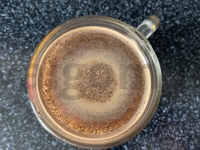 Kava su halva ir saldžiuoju pienu Žingsnis 1