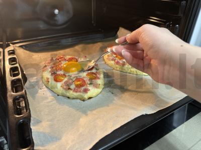 Varškės hachapuri su bekonu ir vyšniniais pomidorais Žingsnis 6