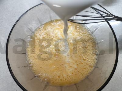 Kiaušiniai su bekonu ir sūriu Žingsnis 3