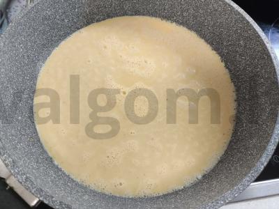 Kiaušiniai su bekonu ir sūriu Žingsnis 4