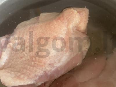 Rasolnikas su marinuotais agurkais ir itališkais prieskoniais Žingsnis 1