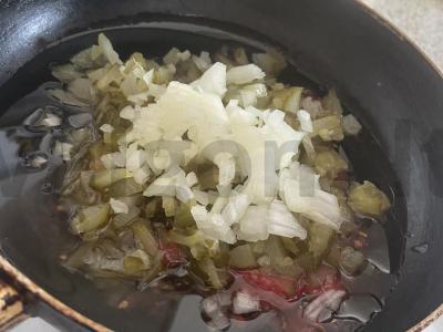 Rasolnikas su marinuotais agurkais ir itališkais prieskoniais Žingsnis 7