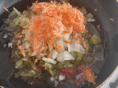 Rasolnikas su marinuotais agurkais ir itališkais prieskoniais Žingsnis 8