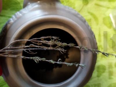 Skanus juodas arbata su barbaru, imbieru ir muskato riešutu Žingsnis 2