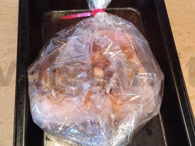 Sultinga kiauliena, kepta su prieskoniais Žingsnis 5