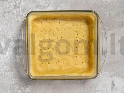 Mėsos pyragas su bekonu ir traškiais svogūnais Žingsnis 6