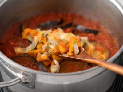 Baklažanai pomidorų padaže žiemai Žingsnis 8