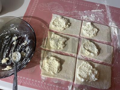 Sluoksniuoti vaniliniai sūrio pyragėliai Žingsnis 4