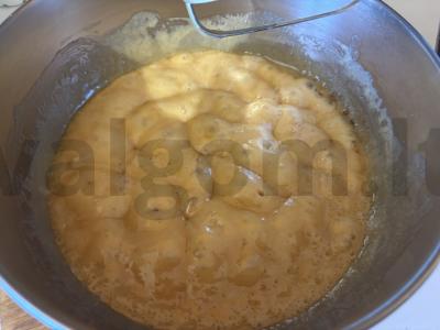 Karameliniai biskvitai tortui Žingsnis 4