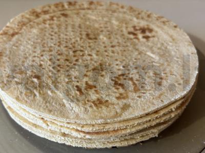 Karameliniai biskvitai tortui pagrindine nuotrauka