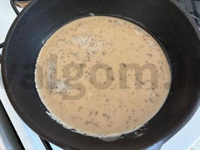 Kiaušinių blynai su itališkais prieskoniais Žingsnis 4