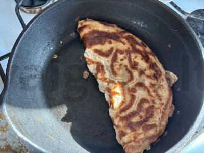 Kiaušinių blynai su itališkais prieskoniais Žingsnis 6