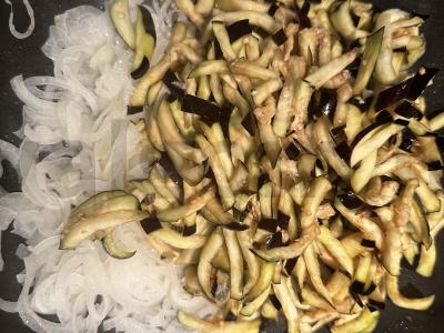 Aštrūs baklažanai su pupelėmis Žingsnis 4