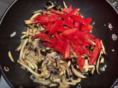 Aštrūs baklažanai su pupelėmis Žingsnis 5