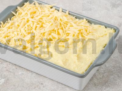 Paprastas pyragas su žuvimi ir bulvėmis Žingsnis 5