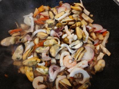 Funchosa pagal korėjietišką receptą su jūros gėrybėmis Žingsnis 10