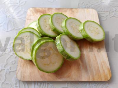 Mėsos apkepas po sūrio šydu Žingsnis 1