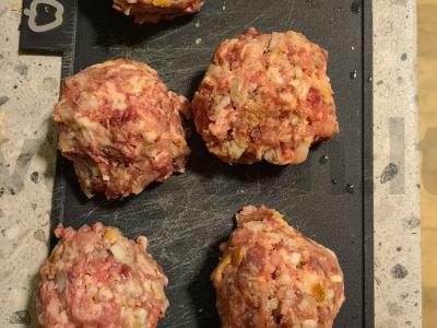 Kotletai po šubėmis su makaronais Žingsnis 3