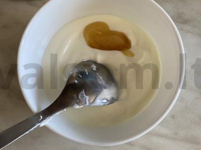 Šokoladinis blynų ritinys be cukraus ir glitimo su varškės-bananų įdaru Žingsnis 5