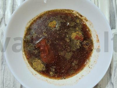 Nuostabi vištiena su daržovėmis ir grybais Žingsnis 3