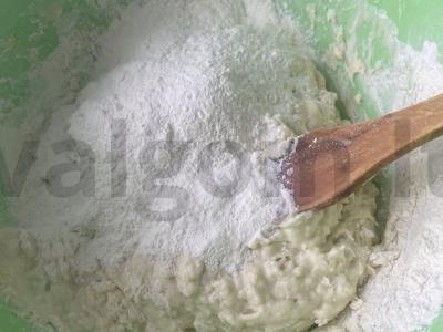 Koldūnai su kiaulienos faršu ant naminio tešlos Žingsnis 3