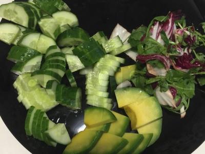 Keto vakarienė su avokadu ir kiaušiniu Žingsnis 1