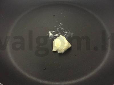 Keto vakarienė su avokadu ir kiaušiniu Žingsnis 2