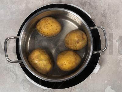 Bulvių zrazai su grybais Žingsnis 1