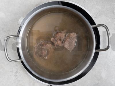 Jautienos sriuba su makaronais Žingsnis 3