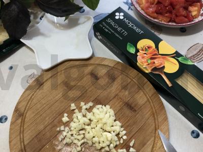 Makaronai su pomidorais ir parmezanu Žingsnis 2