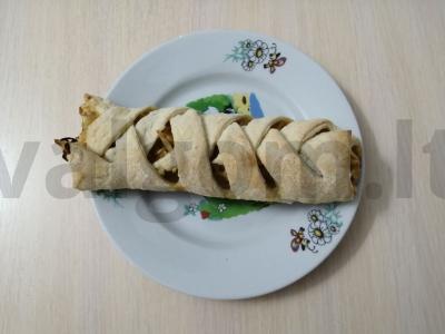 Sluoksniuota tešla su obuoliais Žingsnis 6