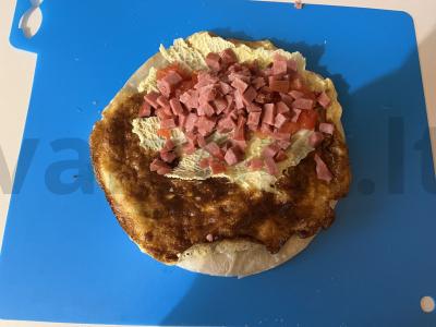 Sotūs kiaušinių blynas pusryčiams Žingsnis 10