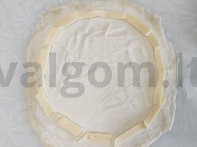 Kvapni pica su sūrio krašteliais Žingsnis 2