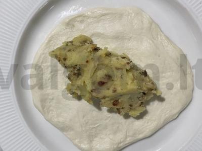 Pyragėliai su pievagrybiais, svogūnais ir bulvėmis Žingsnis 7