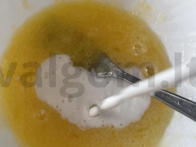 Vafliai „Krustyška“ su kefyru Žingsnis 2