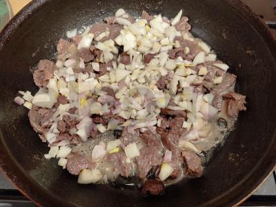 Jautienos padažas su pomidorų pasta Žingsnis 2