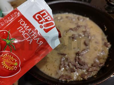 Jautienos padažas su pomidorų pasta Žingsnis 5