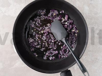 Šakšuka su raudonaisiais pupelėmis Žingsnis 4