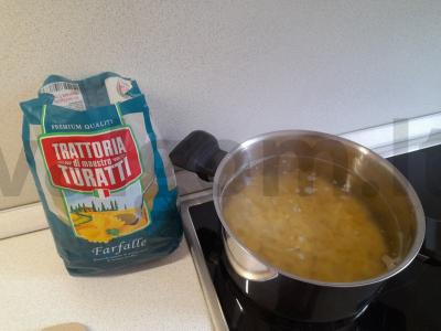 Farfalle su kalmarais ir daržovėmis Žingsnis 4